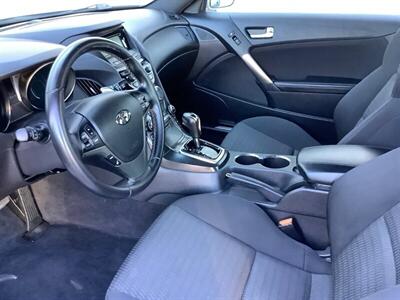2014 Hyundai Genesis Coupe 2.0T   - Photo 14 - Crest Hill, IL 60403