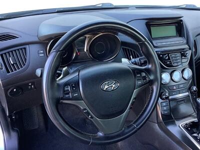 2014 Hyundai Genesis Coupe 2.0T   - Photo 17 - Crest Hill, IL 60403