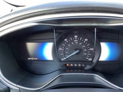 2015 Ford Fusion Hybrid SE - Photo 16 - Crest Hill, IL 60403