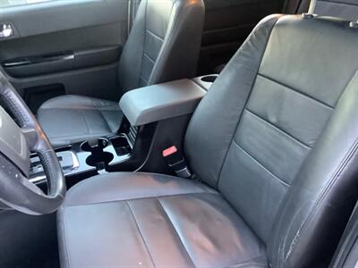 2010 Ford Escape Limited   - Photo 41 - Crest Hill, IL 60403