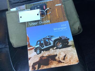 2014 Jeep Wrangler Sahara   - Photo 27 - Crest Hill, IL 60403