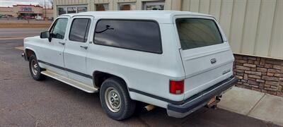 1991 Chevrolet Suburban R2500   - Photo 3 - Pine River, MN 56474