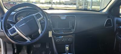 2011 Chrysler 200 Series TOURING   - Photo 8 - Pine River, MN 56474