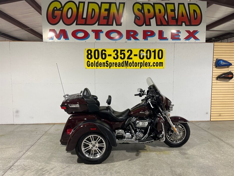 2022 HARLEY TRI GLIDE  