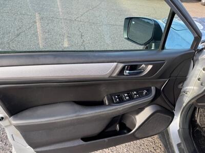 2017 Subaru Outback 2.5i Premium   - Photo 11 - Portland, OR 97211