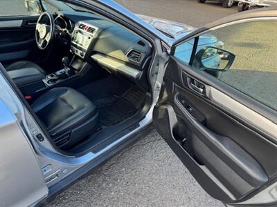 2017 Subaru Outback 2.5i Premium   - Photo 14 - Portland, OR 97211