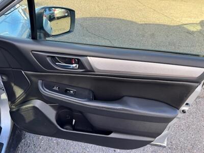 2017 Subaru Outback 2.5i Premium   - Photo 15 - Portland, OR 97211