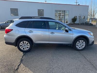 2017 Subaru Outback 2.5i Premium   - Photo 7 - Portland, OR 97211
