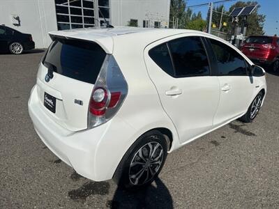 2014 Toyota Prius C One - Photo 5 - Portland, OR 97211