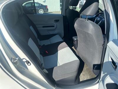 2014 Toyota Prius C One - Photo 13 - Portland, OR 97211