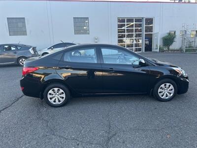 2015 Hyundai Accent GLS - Photo 6 - Portland, OR 97211