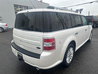 2016 Ford Flex SEL   - Photo 2 - Portland, OR 97211