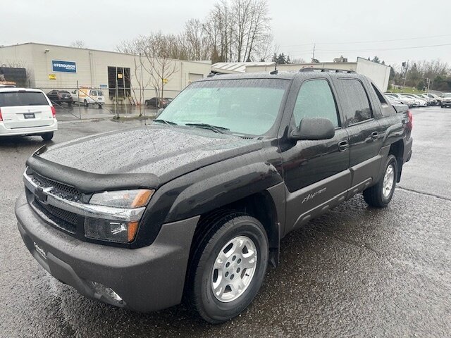 2003 Chevrolet Avalanche Base
