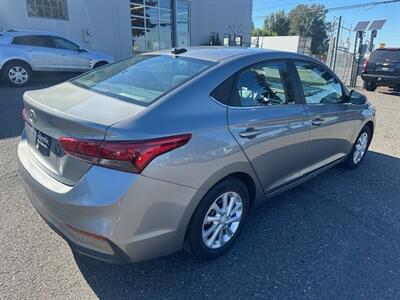 2022 Hyundai ACCENT SE   - Photo 5 - Portland, OR 97211
