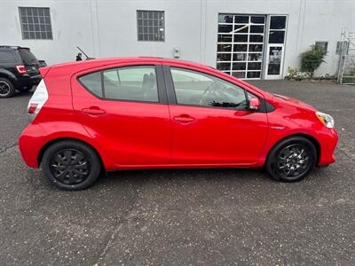 2013 Toyota Prius c One - Photo 6 - Portland, OR 97211