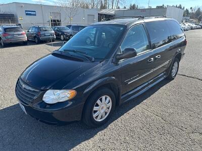 2006 Chrysler Town & Country Touring Van