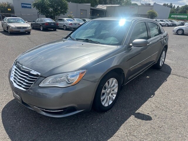 2013 Chrysler 200 Touring