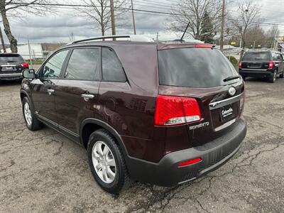2012 Kia Sorento LX - Photo 3 - Portland, OR 97211