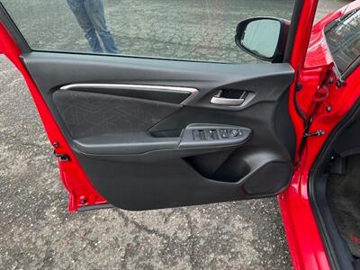 2015 Honda Fit EX   - Photo 11 - Portland, OR 97211