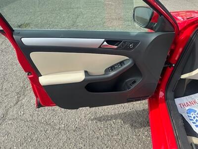 2013 Volkswagen Jetta SE   - Photo 9 - Portland, OR 97211