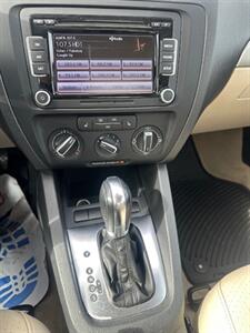 2013 Volkswagen Jetta SE   - Photo 17 - Portland, OR 97211