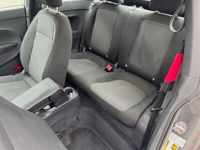 2014 Volkswagen Beetle-Classic 1.8T Entry PZEV   - Photo 11 - Portland, OR 97211