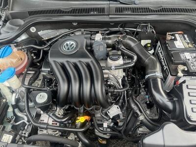 2013 Volkswagen Jetta   - Photo 20 - Portland, OR 97211