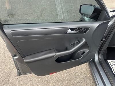 2013 Volkswagen Jetta   - Photo 10 - Portland, OR 97211