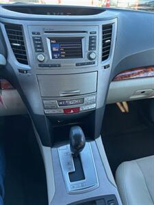 2012 Subaru Outback 2.5i Limited   - Photo 20 - Portland, OR 97211
