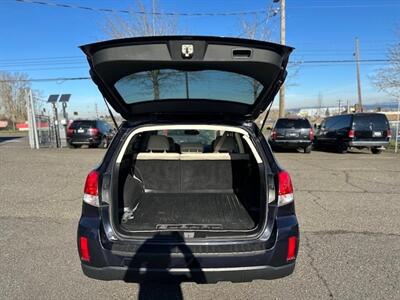 2012 Subaru Outback 2.5i Limited   - Photo 17 - Portland, OR 97211