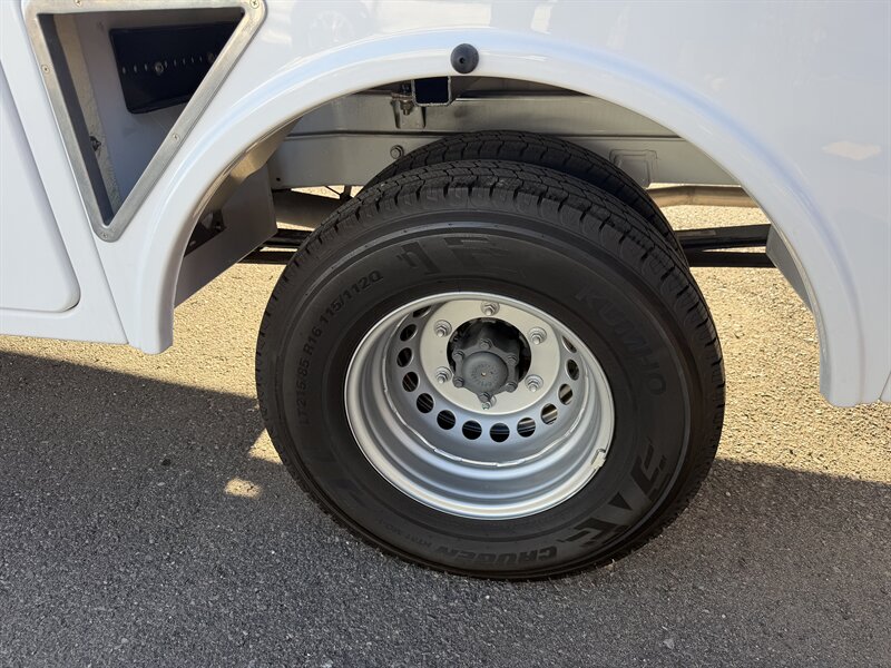 2023 Mercedes-Benz Sprinter 3500XD Utility Body - Photo 14 - Phoenix, AZ 85034