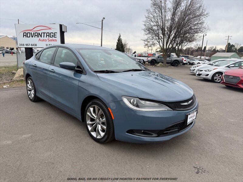 2015 Chrysler 200 S   - Photo 1 - Garden City, ID 83714
