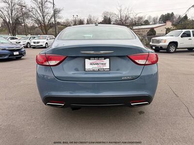 2015 Chrysler 200 S   - Photo 6 - Garden City, ID 83714