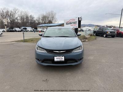 2015 Chrysler 200 S   - Photo 2 - Garden City, ID 83714
