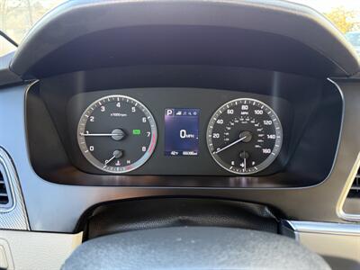 2017 Hyundai SONATA Sport   - Photo 12 - Garden City, ID 83714