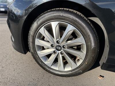 2017 Hyundai SONATA Sport   - Photo 22 - Garden City, ID 83714