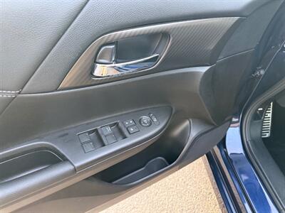 2016 Honda Accord Sport - Photo 10 - Garden City, ID 83714