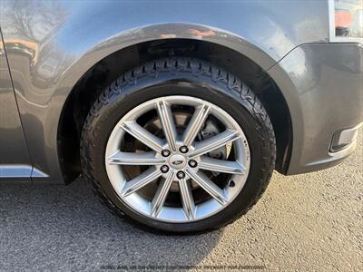 2019 Ford Flex Limited - Photo 10 - Garden City, ID 83714