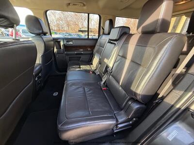 2019 Ford Flex Limited - Photo 17 - Garden City, ID 83714
