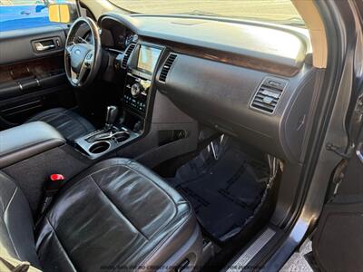 2019 Ford Flex Limited - Photo 24 - Garden City, ID 83714