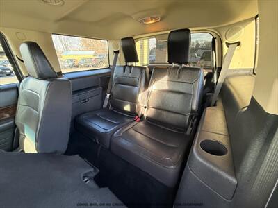 2019 Ford Flex Limited - Photo 18 - Garden City, ID 83714
