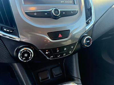 2018 Chevrolet Cruze LT Auto   - Photo 27 - Garden City, ID 83714