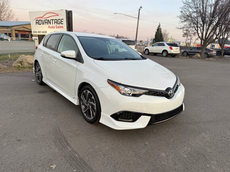 2017 Toyota Corolla iM  