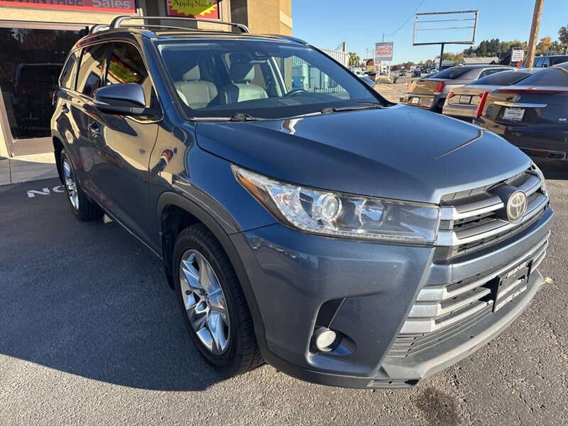 2017 Toyota Highlander Limited AWD 4dr SUV  
