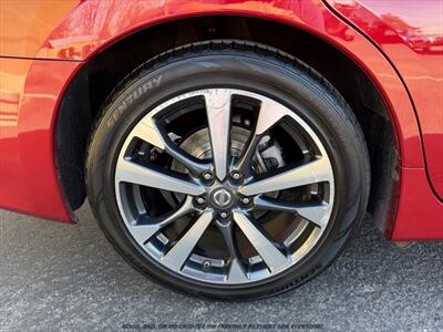 2016 Nissan Altima 2.5 SR - Photo 10 - Garden City, ID 83714