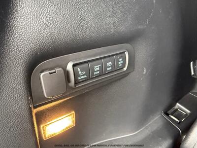 2016 Ford Explorer Limited   - Photo 33 - Garden City, ID 83714