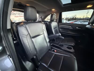2015 Toyota Highlander Limited Platinum   - Photo 20 - Garden City, ID 83714