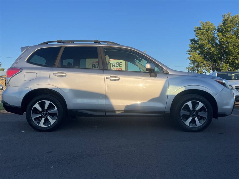 2017 Subaru Forester 2.5i Premium AWD 4dr Wagon CVT  