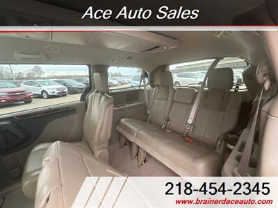 2011 Chrysler Town & Country Limited   - Photo 7 - Brainerd, MN 56401