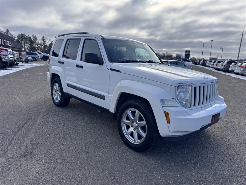 2010 Jeep Liberty Sport - Photo 2 - Brainerd, MN 56401